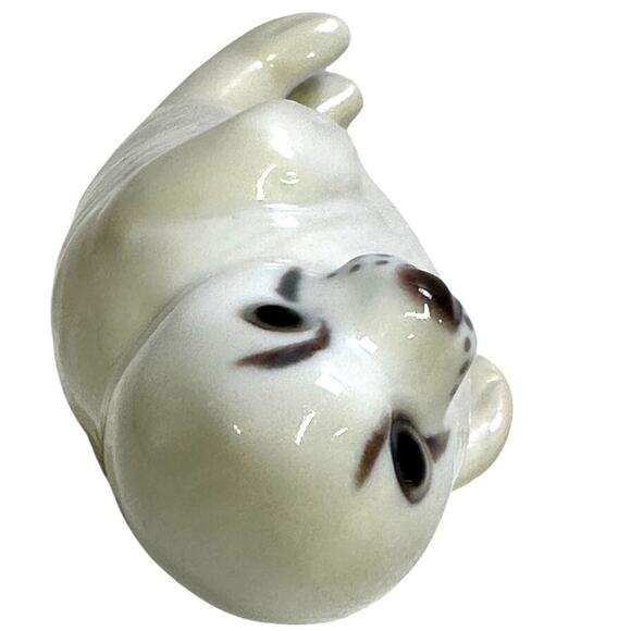 Bing & Grondahl Porcelain Baby Seal Figurine #2472 TR Lying on Back-Excellent - Picture 4 of 7